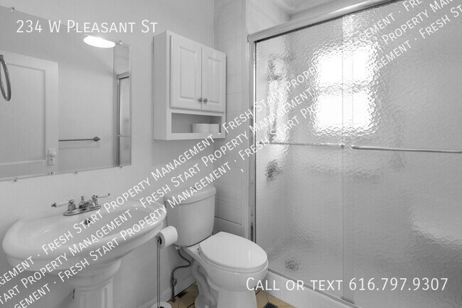 Photo - 234 W Pleasant St