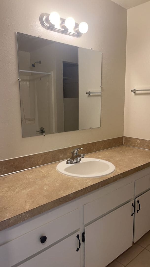 3395 3rd Ave SE Unit 3395