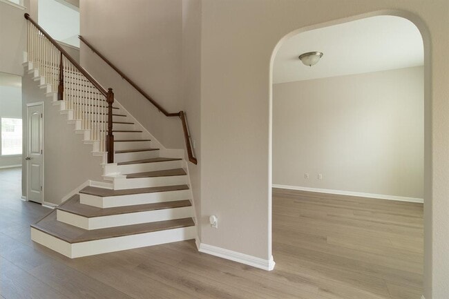 Photo - 2102 Monticello Ct