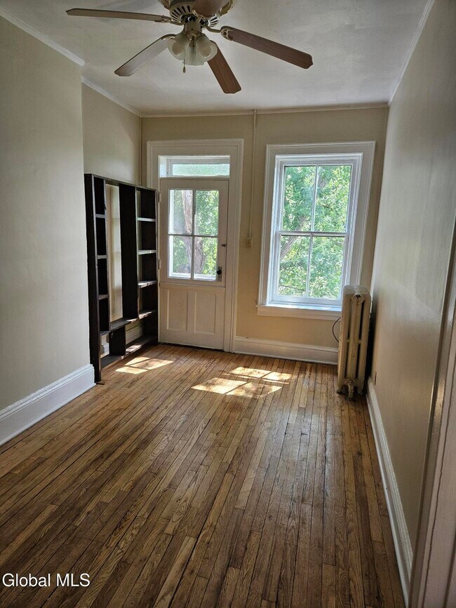 Photo - 578 Madison Ave Unit 3R
