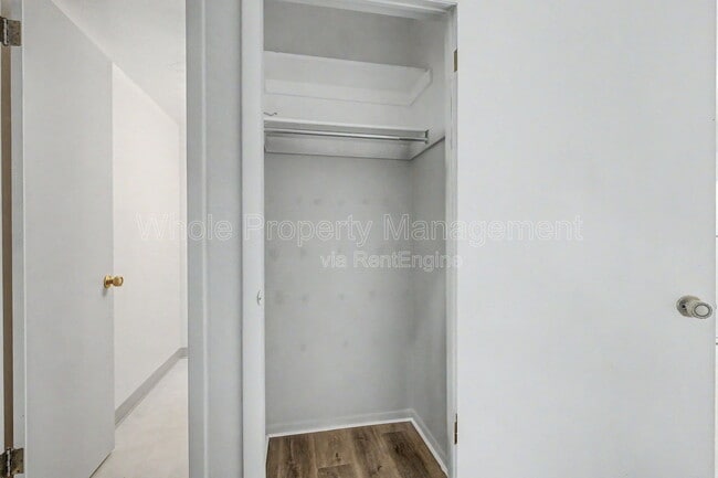 Photo - 8911 Field St
