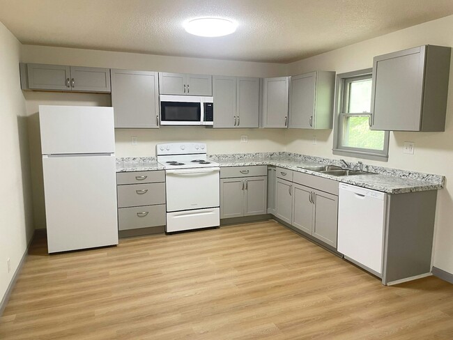 508 S Commercial Ave