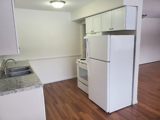Photo - 1716 E 80th St Unit Apt. 1