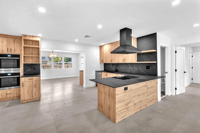 Photo - 4640 SW 25th Terrace