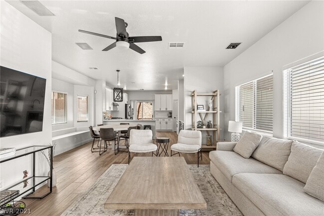 Living Room - 1165 Cottonwood Ranch Ct