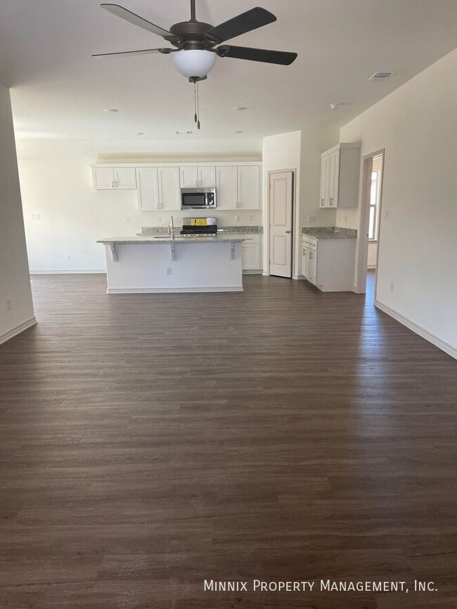 Photo - 6009 Kauffman Dr