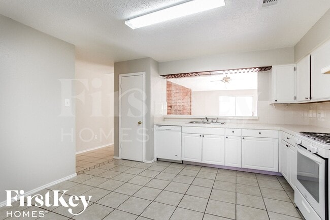 Photo - 24119 Lone Elm Dr