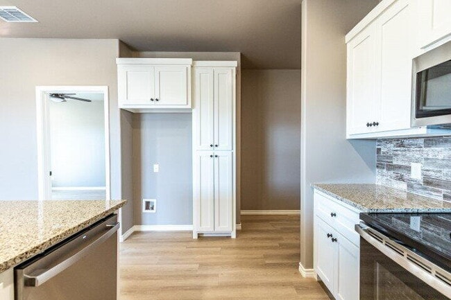 Photo - 1607 Avenue O