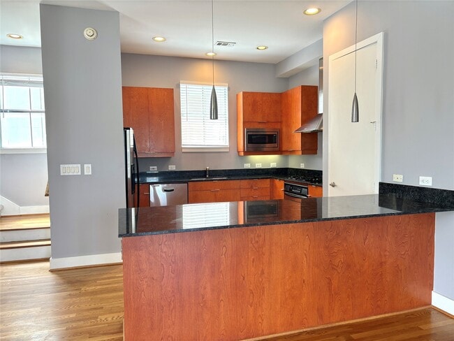 Building Photo - 2402 Morgan St Unit A