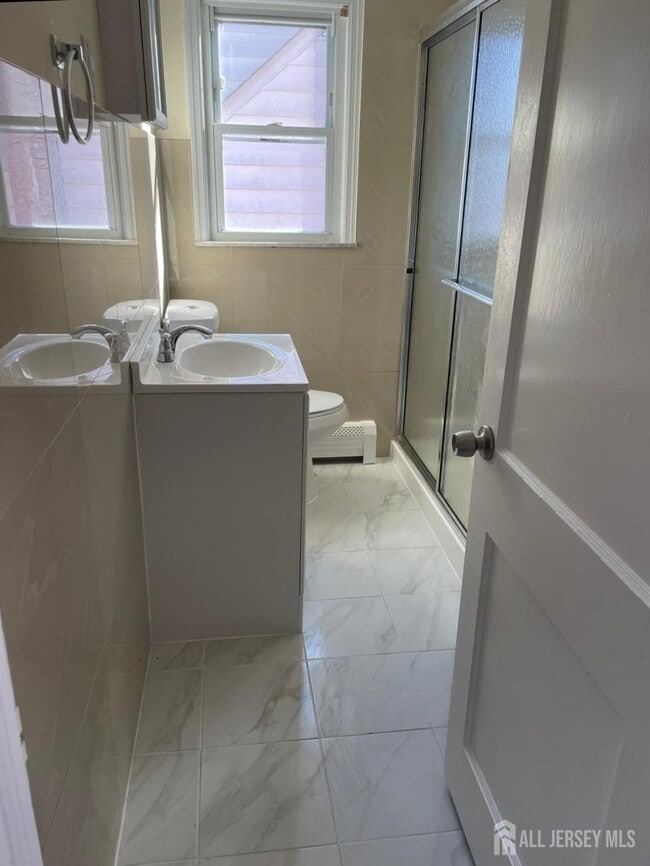 Photo - 60 Linden St