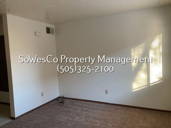 Photo - 2 Bedroom 1.5 Bath Townhome with Laundry Hookups