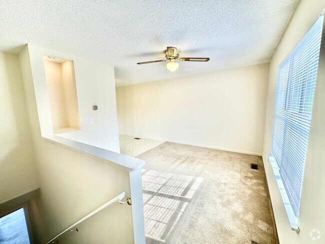 Building Photo - 801 Old Gray Station Rd Rental
