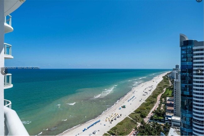 Building Photo - 6365 Collins Ave Unit 2805