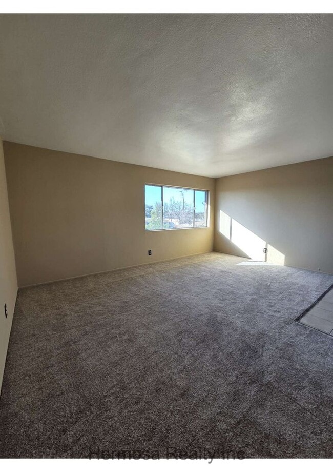 Photo - 1234 W J St Unidad D