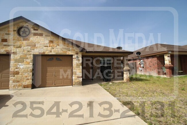 Photo - 1106 Grace Point Dr Unit B
