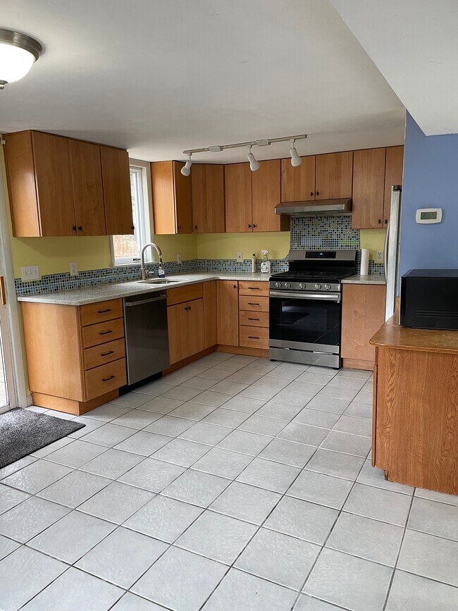 Photo - 9 Woodchuck Ln