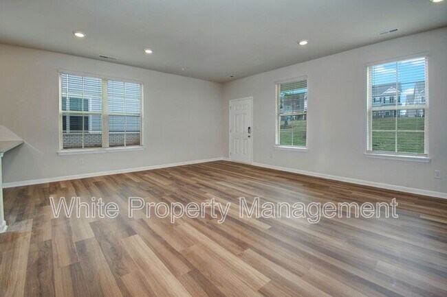 Photo - 3130 Glenn Hope Wy