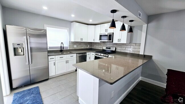 Building Photo - 2422 Airacobra St Rental