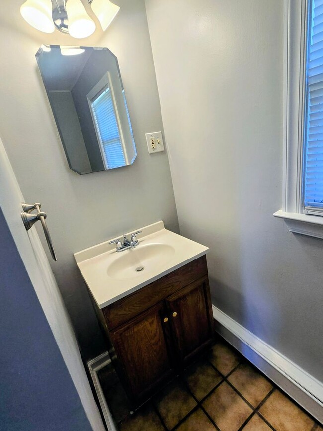 Photo - 210 E Emmaus Ave Unidad 1