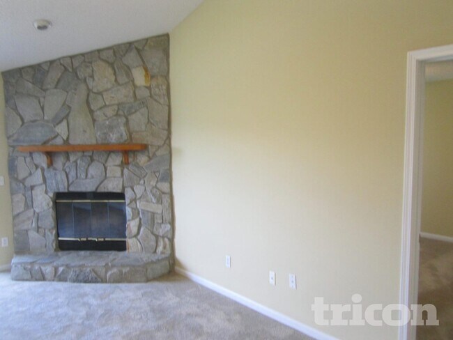 Photo - 3042 Waters View Cir