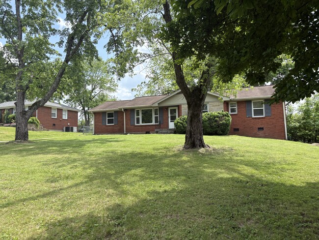 Photo - 2405 Ridgeland Dr House