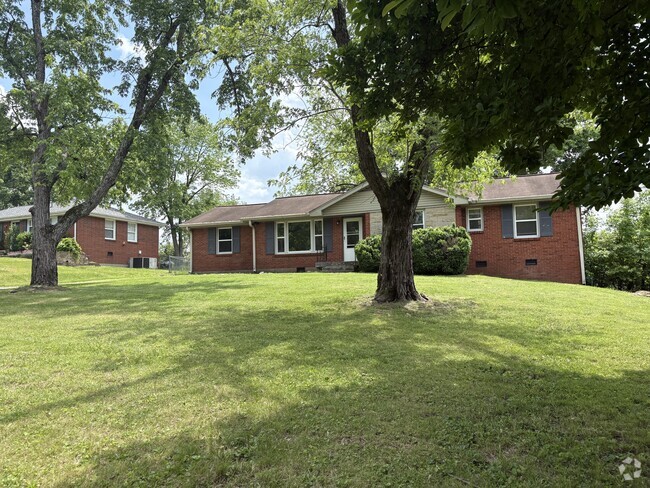 Building Photo - 2405 Ridgeland Dr Rental
