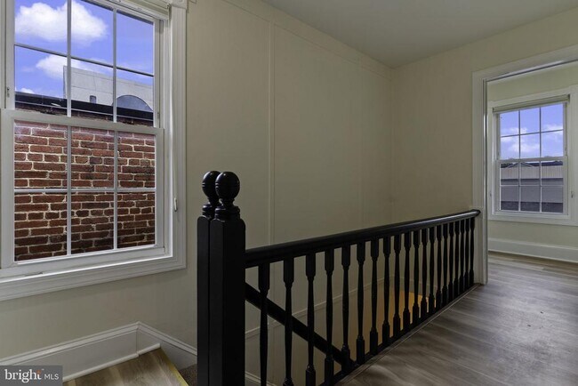 Photo - 1506 Mt Vernon Ave