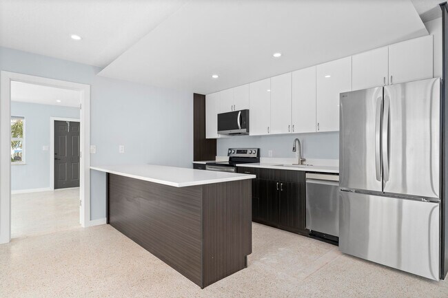 Photo - 3220 NE 7th St