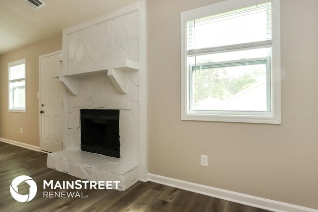 Photo - 9412 Woodloop Ct