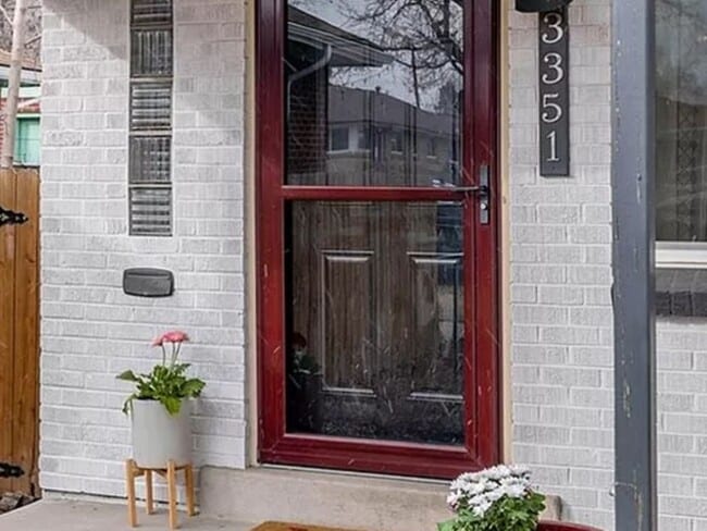 Photo - 3351 Jasmine St