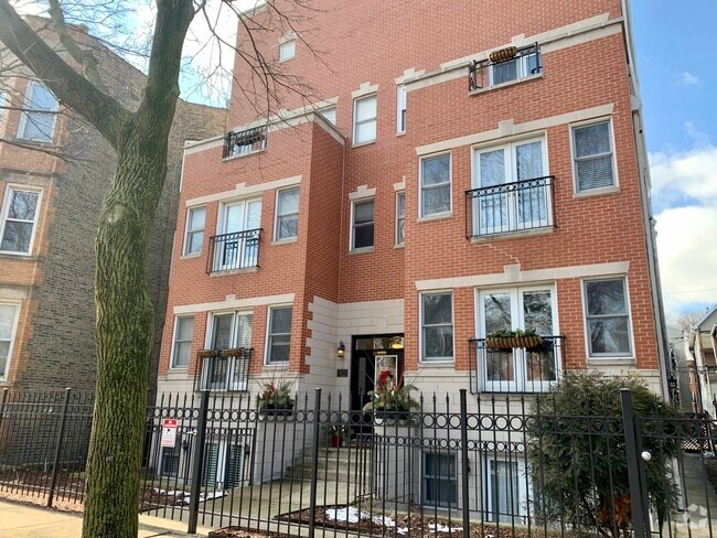 Building Photo - 3122 N Seminary Ave Rental