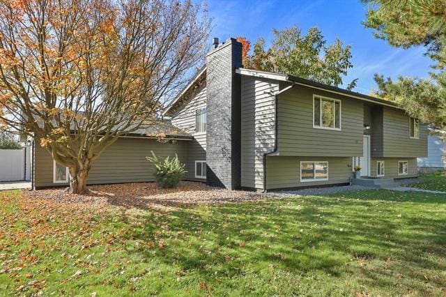 Photo - 2446 E 49th Ave