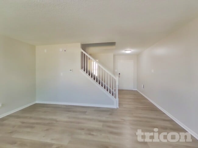 Photo - 6238 Monteo Ln