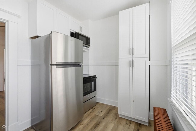 Photo - 107 1/2 Dean St Unit 2N