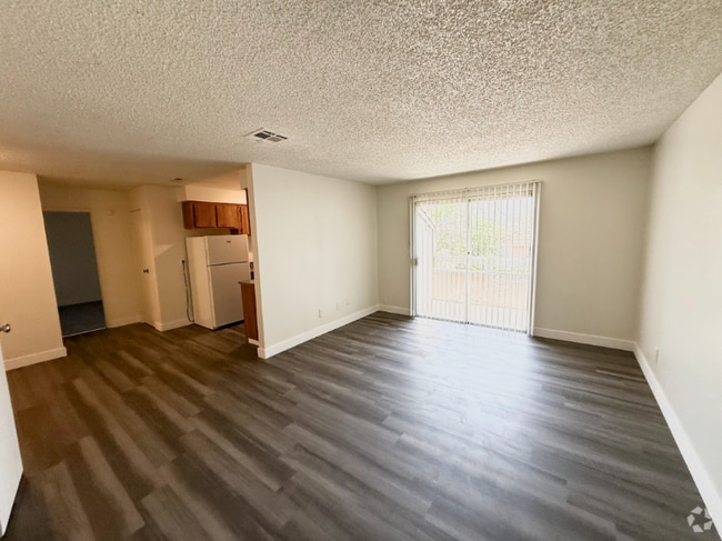 Building Photo - 1750 Karen Ave Rental