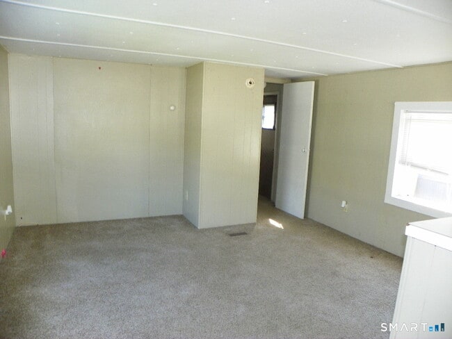Photo - 11 Woodland Dr