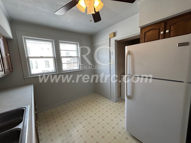 Photo - 1202 Walnut-