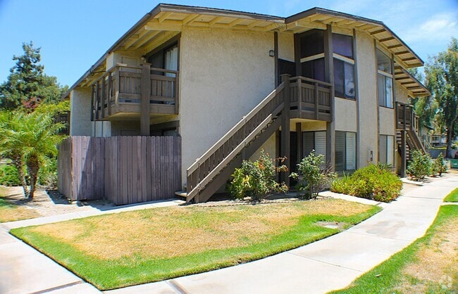 Building Photo - 1 bedroom Meadow Lane Condo available for ...