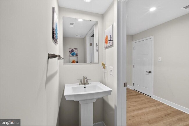 Photo - 150 Fletcher Cir