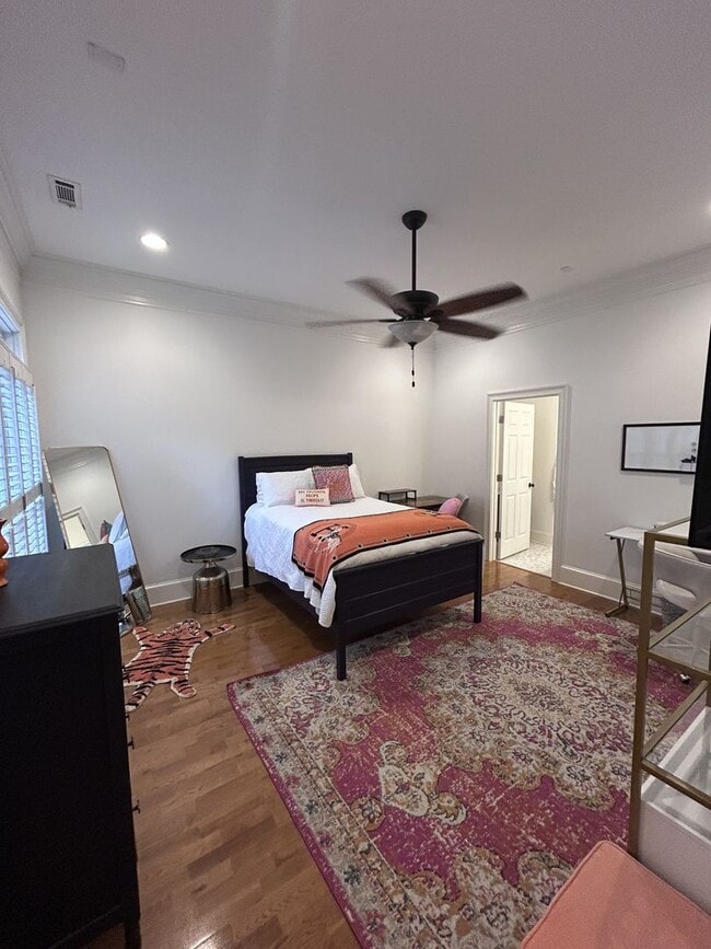 Photo - 212 Village Walk Ln