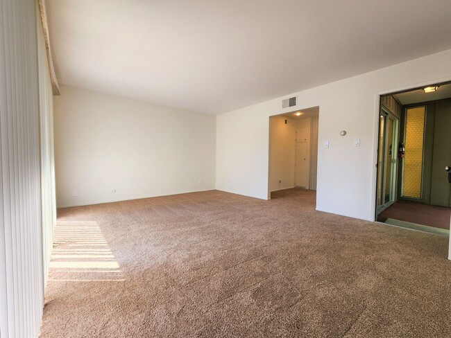 Photo - Updated 2br/1ba Apartment Near Downtown Palo Alto available May 9th! Unit 311