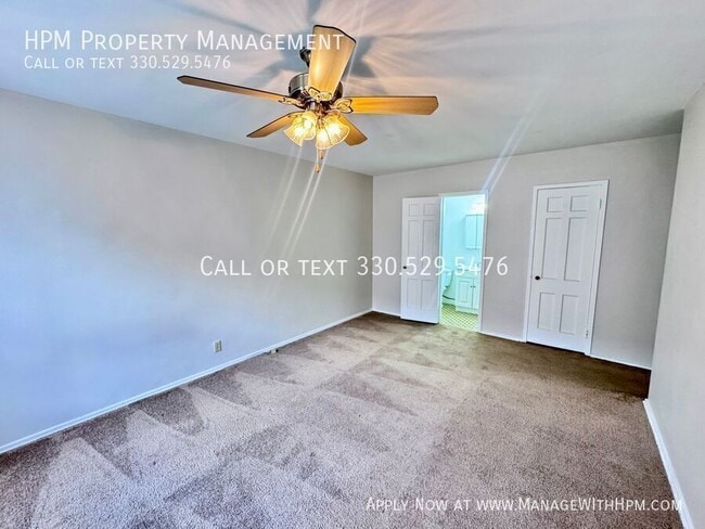 Photo - 3270 Warrensville Center Rd Unit F-306