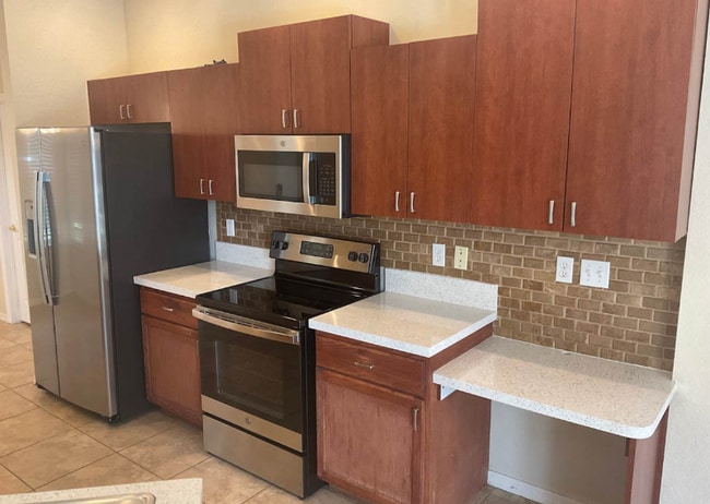 Photo - 635 Heather Glen Loop