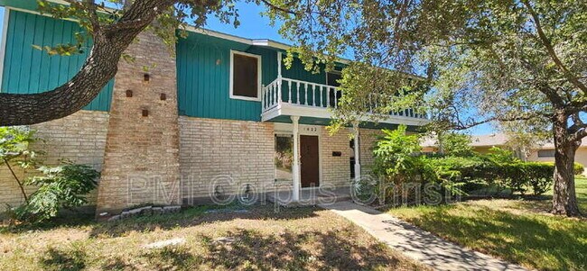 1022 Delta Dr