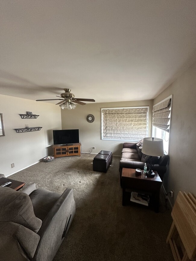 Photo - 6542 Teller St