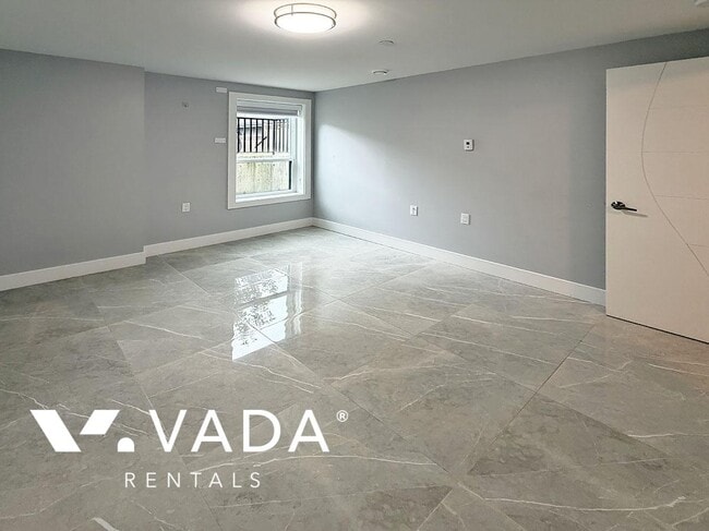 Photo - 2 BR Basement Suite Rental 2-4841 Dumfries St Vancouver: VADA Unit 2