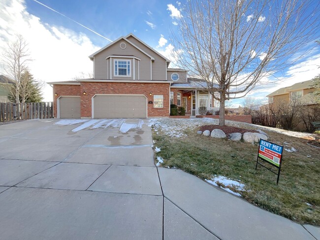 Photo - 5 Bedroom Home Available Near Rangewood Dr & Vickers Dr!