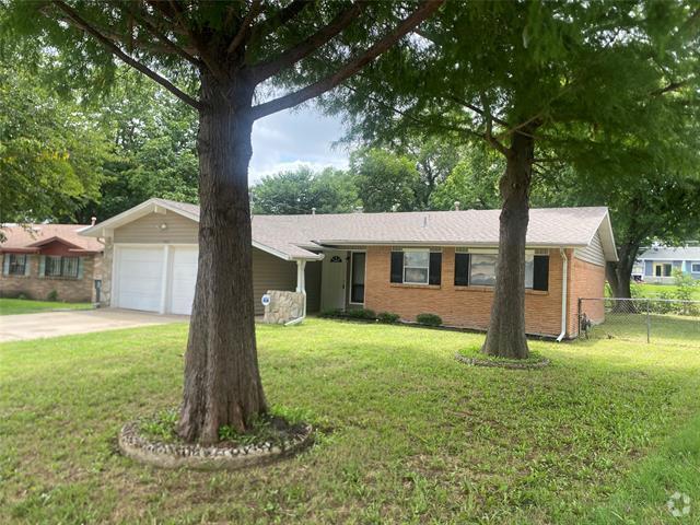 Building Photo - 7924 Silverdale Dr Rental
