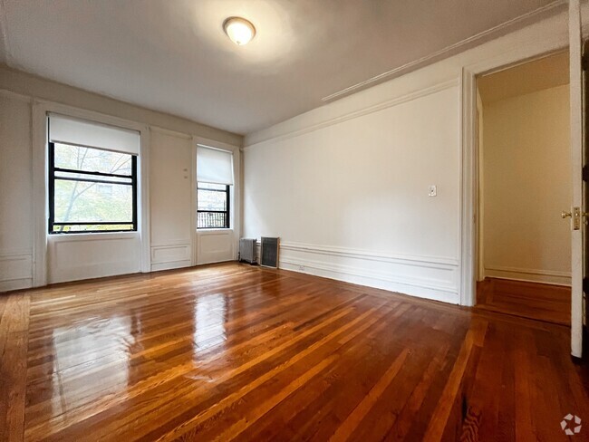 Building Photo - 106 Cabrini Blvd Unit 2I Rental