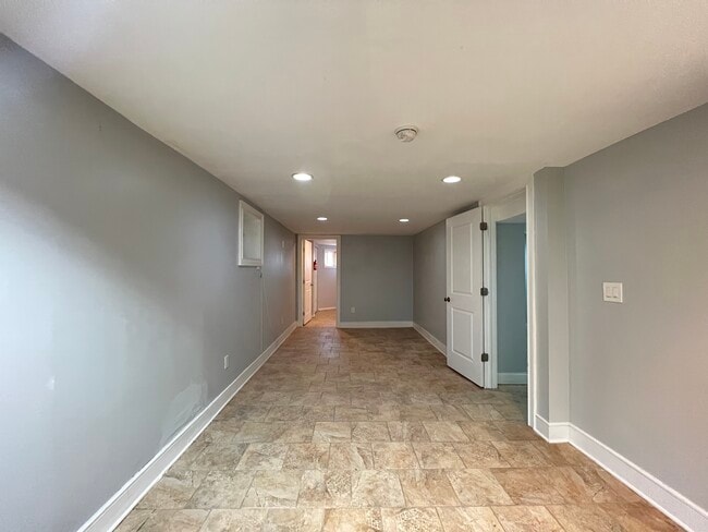 Photo - 41 Randolph Ave Unit Basement